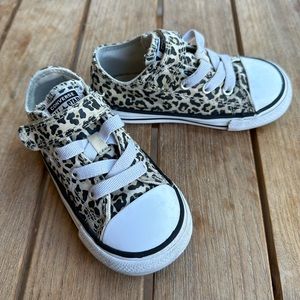Girls leopard print converse